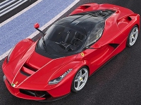 Гибридный суперкар Ferrari ушел с молотка за семь миллионов долларов