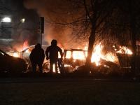В пригороде Стокгольма произошли столкновения мигрантов с полицейскими