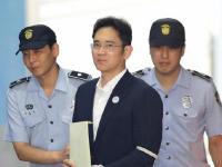 Фактического главу концерна Samsung приговорили к пяти годам тюрьмы