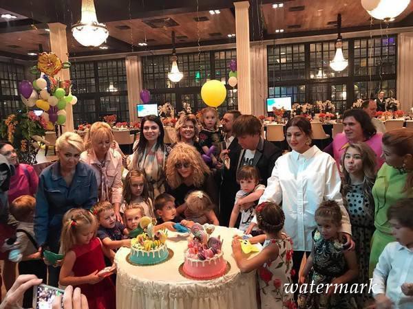 Максим Галкин показал абсолютное счастье своих детей: как Гарри и Лиза отметили день рождения