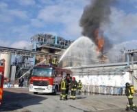 Взрыв на заводе химических отходов в Италии: пострадали более 10 человек