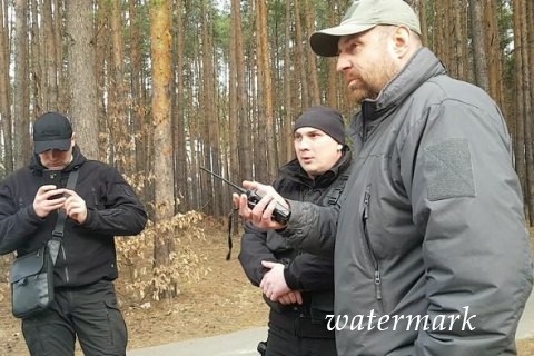 Охранники Медведчука пытались задержать съемочную группу "Наших грошей" в Пуще-Водице и вытребовали полицию