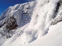 В Альпах под лавиной погибли четыре человека