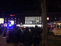 Вооруженный топором неизвестный напал на людей на центральном вокзале в Дюссельдорфе (фото)