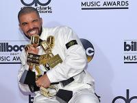 Канадский певец Дрейк побил рекорд, получив сразу 13 наград Billboard Music Awards (фото)