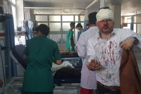 Теракт в Кабуле: десятки погибли, сотни ранены (фото, видео)