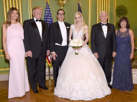 Вице-президент США поженил в Вашингтоне министра финансов и голливудскую актрису (фото)