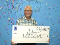 Канадский пенсионер второй раз выиграл в лотерею миллион долларов
