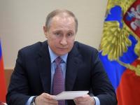 Путин помиловал женщин, осужденных за SMS о российских танках