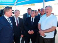 Лукашенко пересчитает людей, которым "надо лопату в зубы"