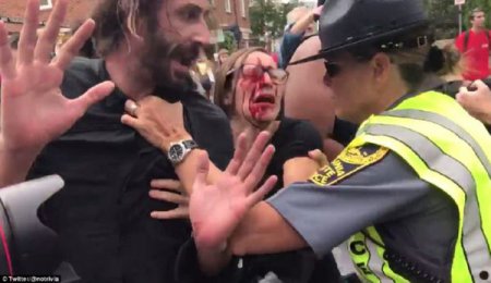 В Виргинии в результате массовых столкновений между правыми радикалами и либералами погиб человек, еще 20 пострадали (фото, видео)