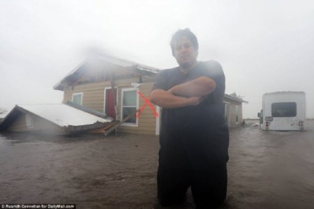 Вслед за ураганом на Техас обрушилось катастрофическое наводнение (фото)
