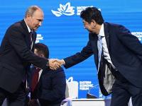 Абэ заявил, что договорился с Путиным о подписании мирного договора между Японией и Россией