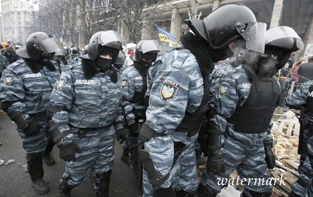 ГПУ: Оружия отделений МВД на Майдане не было