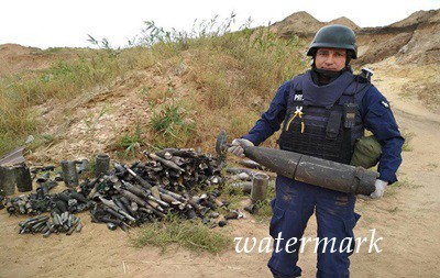 Пожар на складе под Мариуполем: изъяли полторы тысячи боеприпасов