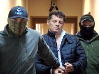 Российская Фемида готова продлить арест украинского журналиста Сущенко