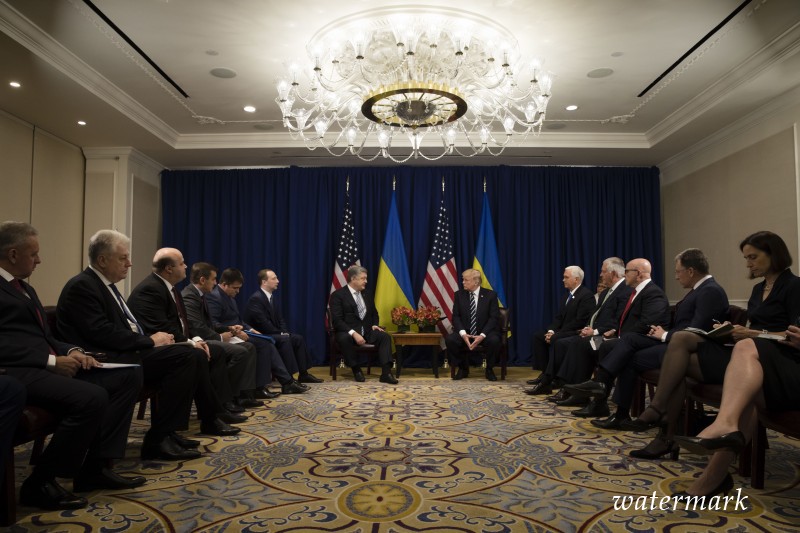 США повністю підтримують пропозиції України щодо розміщення на окупованій території миротворців з мандатом ООН – зустріч Президентів України та США