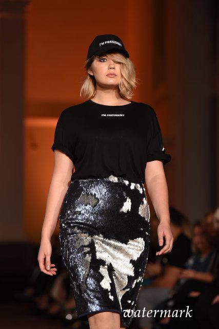 Ukrainian Fashion Week удивила моделями plus-size: Андре Тан представил коллекцию для дам "в теле"