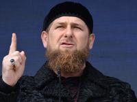 Кадыров пообещал подарить iPhone X победителю республиканского конкурса стихов о Путине
