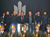 Олег Скрипка с музыкантами посвятили украинским воинам песню и клип «Марш Новой Армии» (видео)