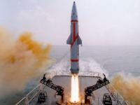 Индия успешно испытала баллистическую ракету "Дхануш"