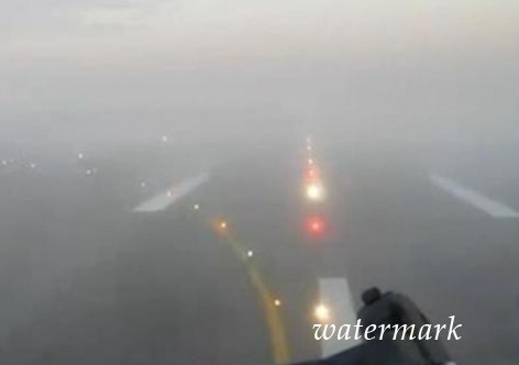 В аэропорту Симферополя из-за тумана задерживались рейсы