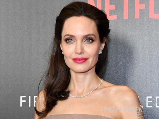 Анджелина Джоли растеряла сознание в своем доме