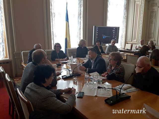 Комітет з питань охорони здоров’я провів круглий стіл на тему: "Напрями розвитку системи організації стоматологічної допомоги в Україні"
