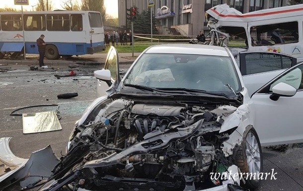 В Кривом Роге объявлен траур по погибшим в ДТП