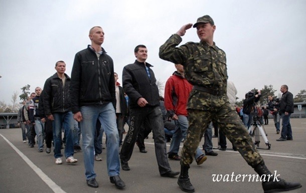 В Украине начался весенний призыв в армию